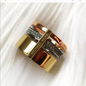 New Michael Kors 3 Tone Metal Crystal Ring!